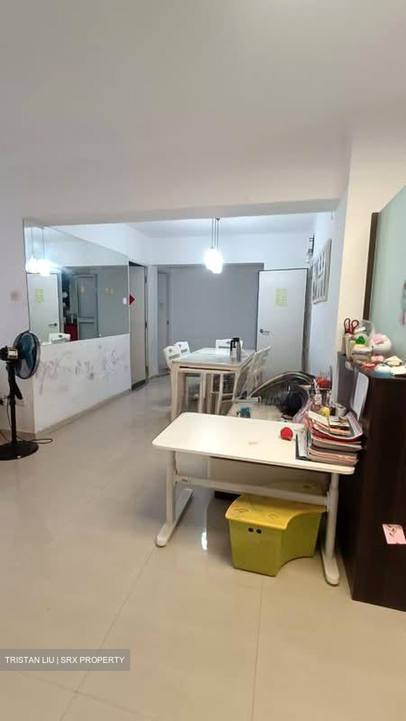 Blk 506A Montreal Spring (Sembawang), HDB Executive #565236151